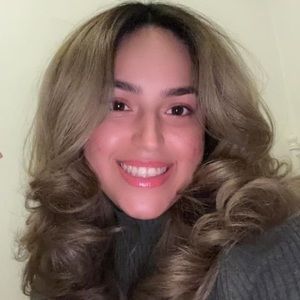 Meet your Posher, Eliana